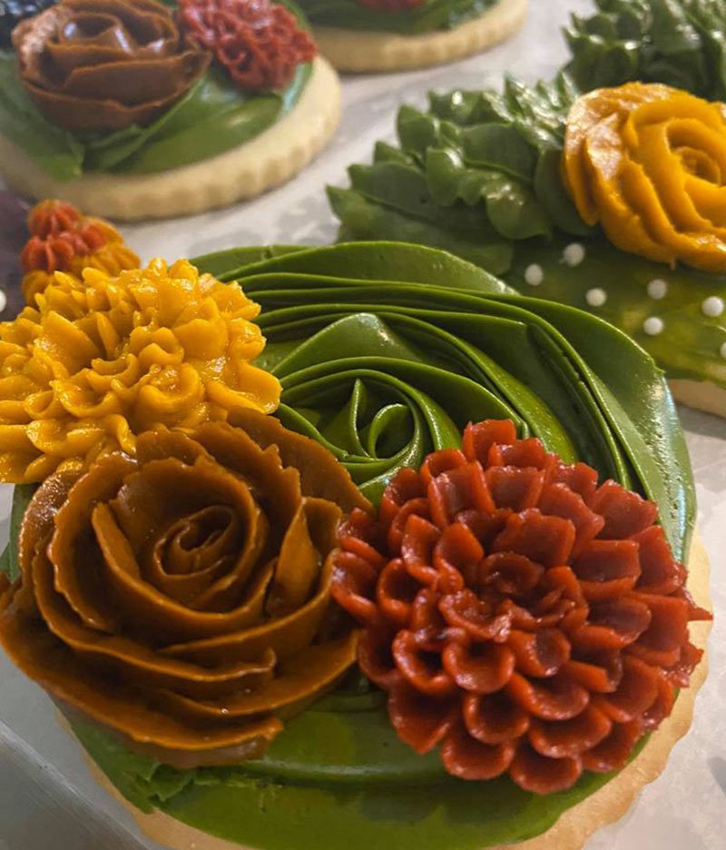 Floral cookie design from Granny Puckett's Cupcakes in Herrin, Illinois - Visit SI
