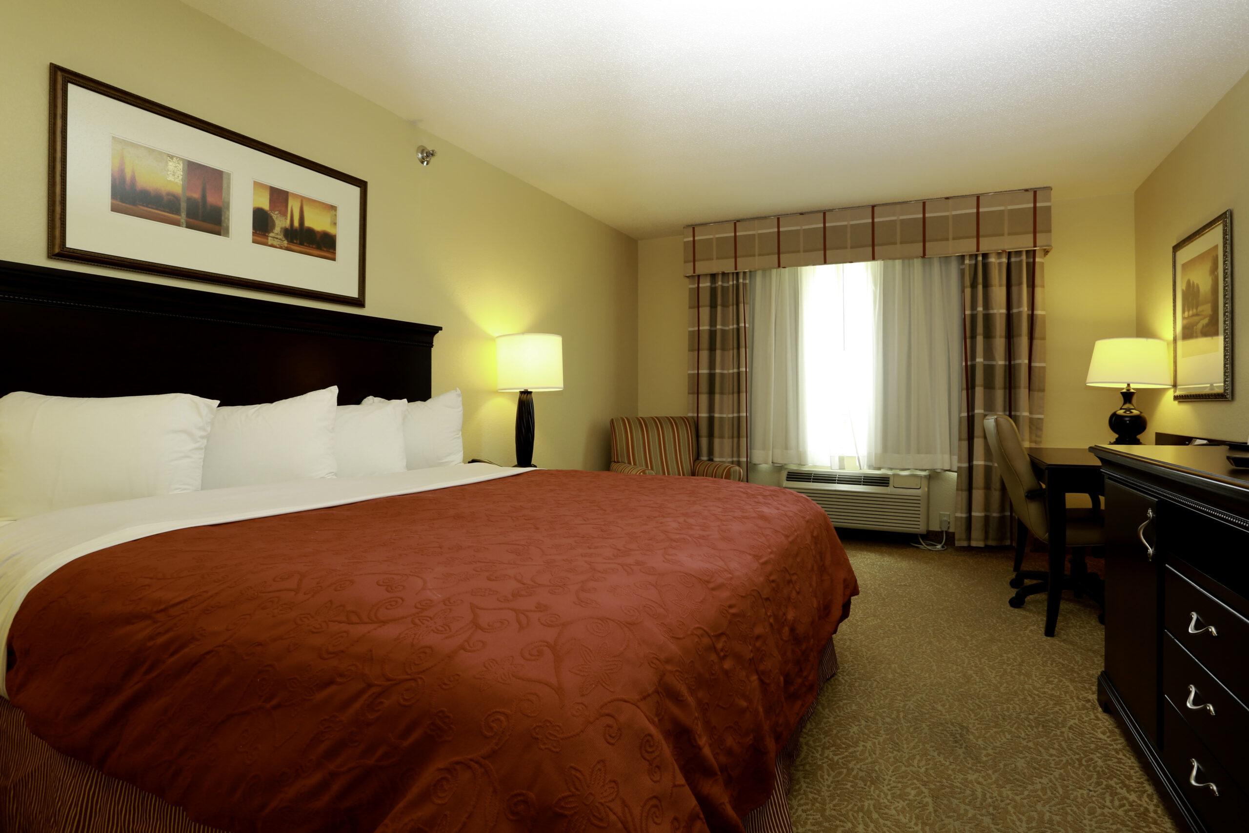 country-inn-and-suites-king-marion-illinois