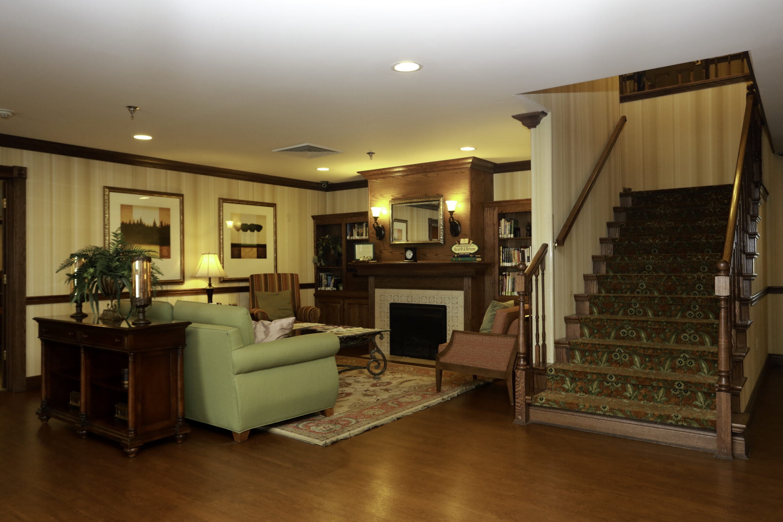 country-inn-and-suites-lobby-marion-illinois