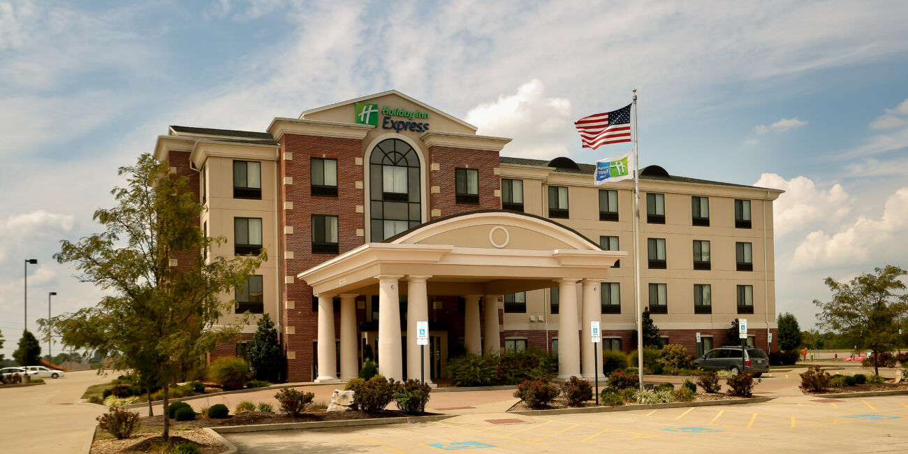 holiday-inn-express-front-marion-illinois