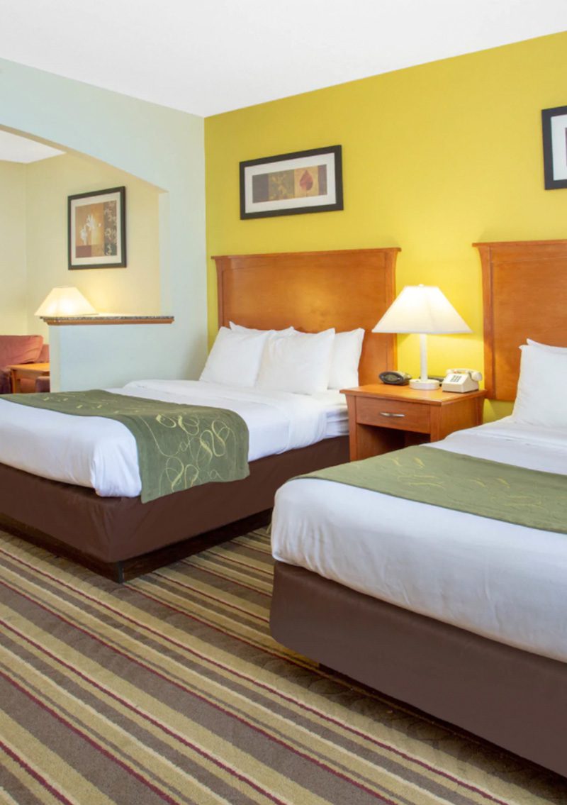 Baymont Inn & Suites double bed