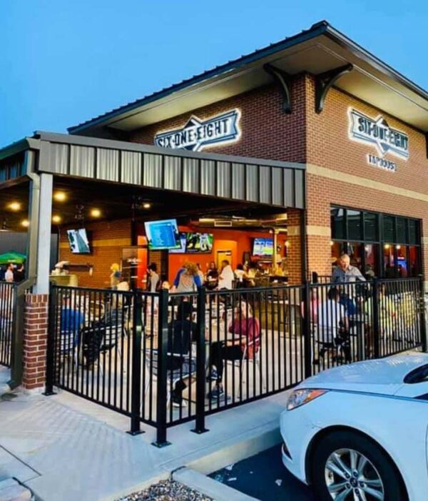 618 Tap House - visitSI