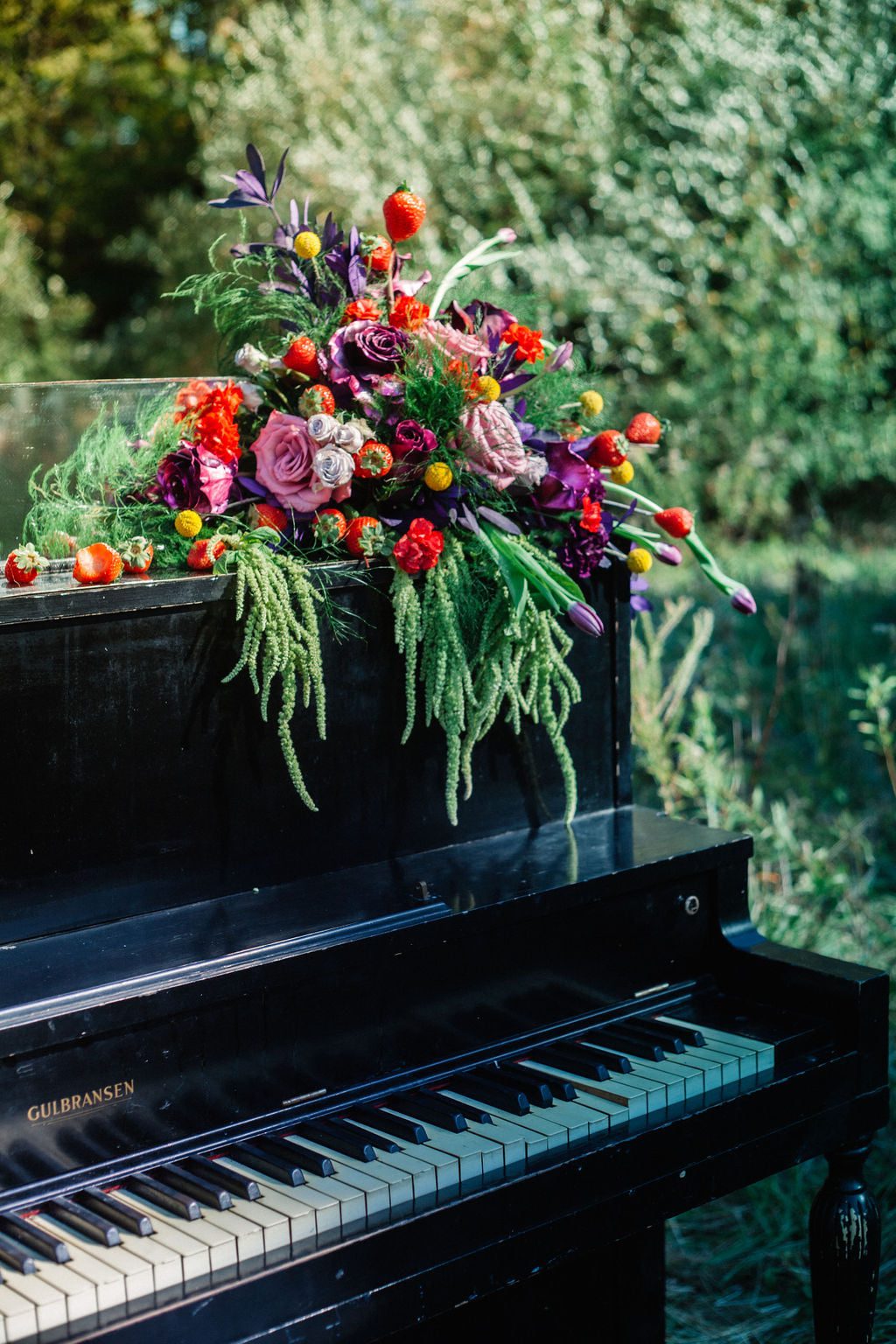 deliciously-ordinary-bouquet-piano-carterville-illinois
