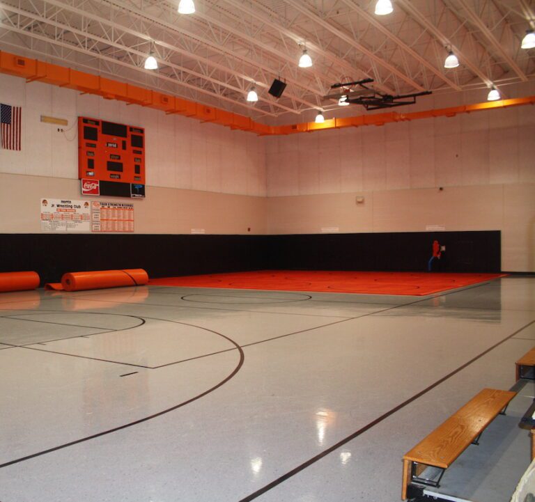 Herrin High School Athletics - visitSI