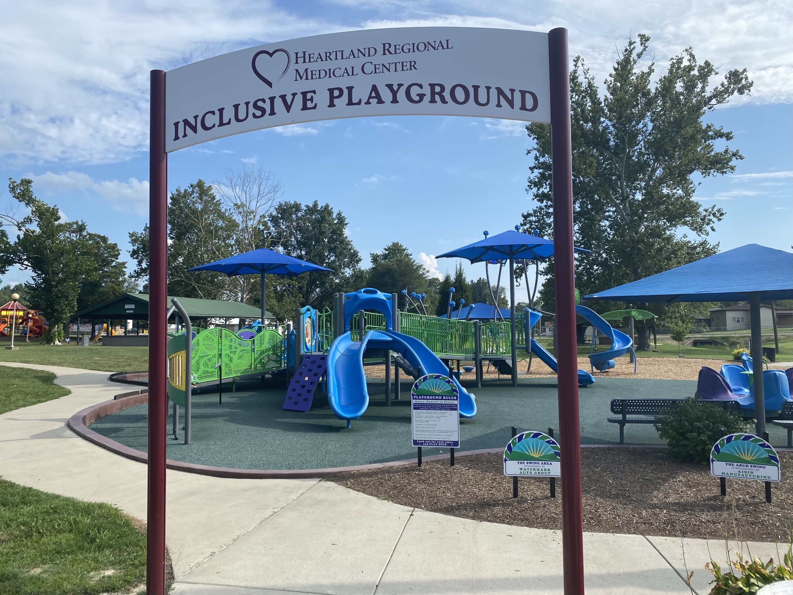 ray-fosse-park-inclusive-playground-marion-illinois