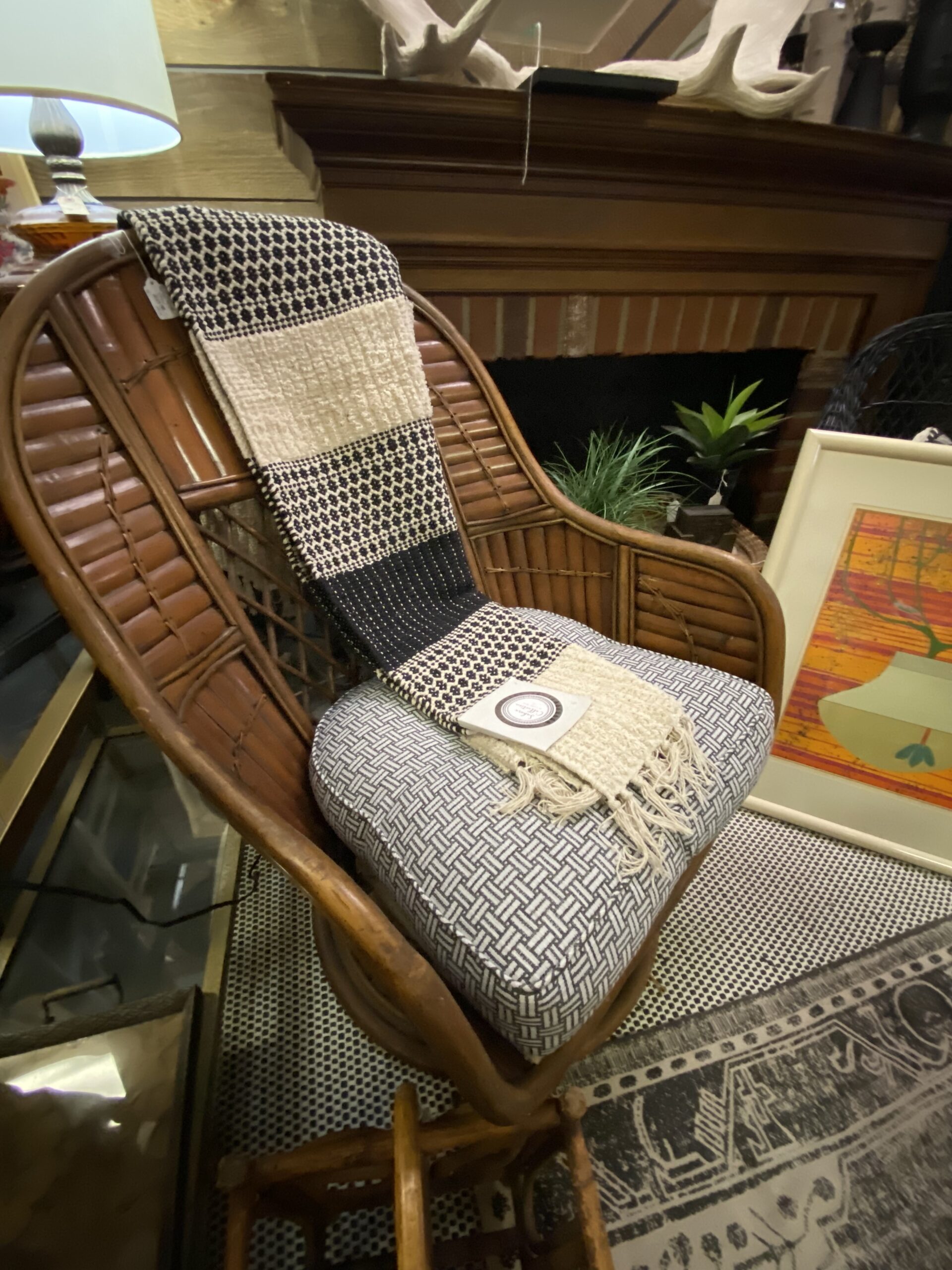 warehouse-antique-mall-wicker-chair-marion-illinois