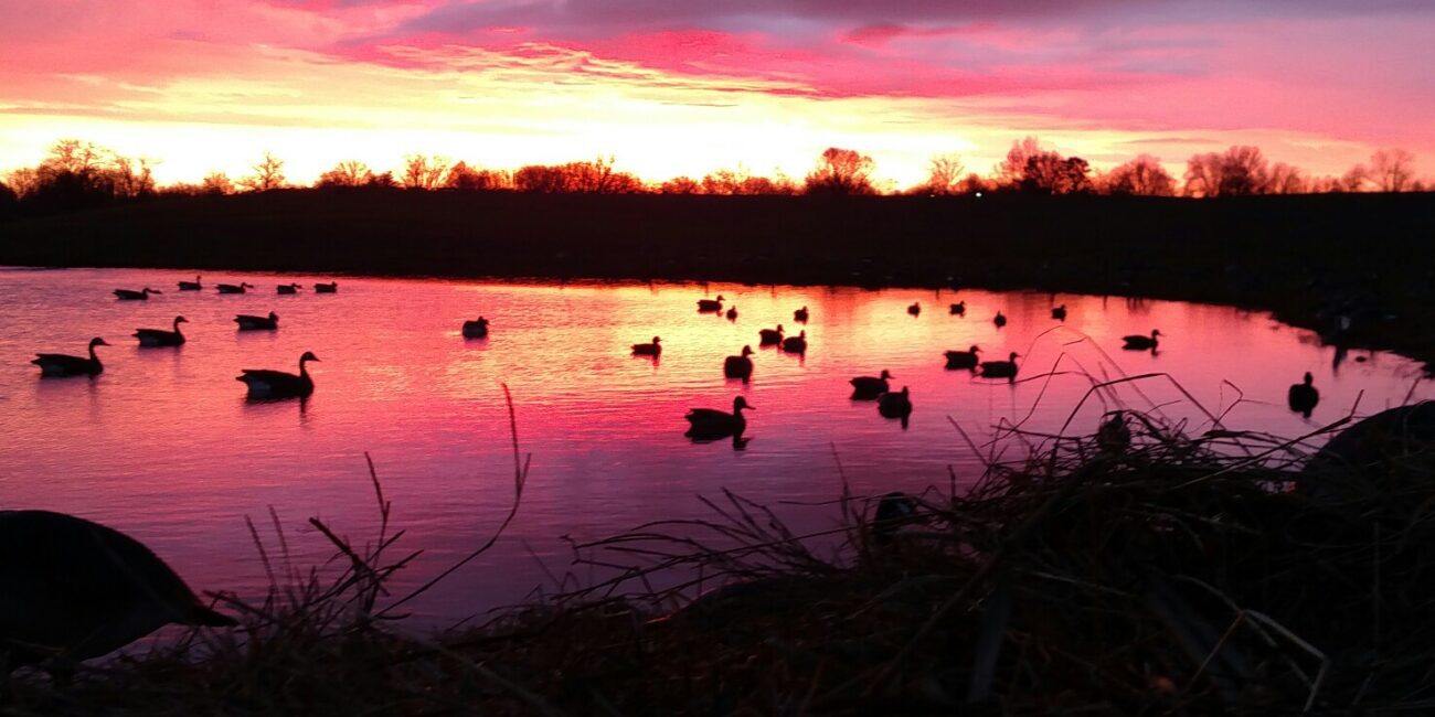 pikes-hunting-club-sunset-marion-illinois