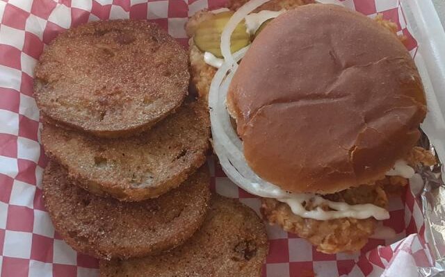 whistle-stop-hurst-illinois-tomatoes