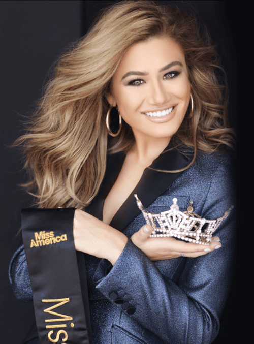 Miss Illinois Scholarship Organization Pageant visitSI