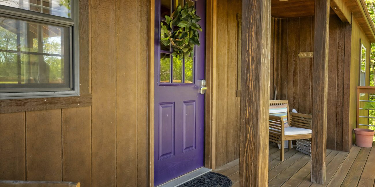 purple-door-cabin-marion-illinois