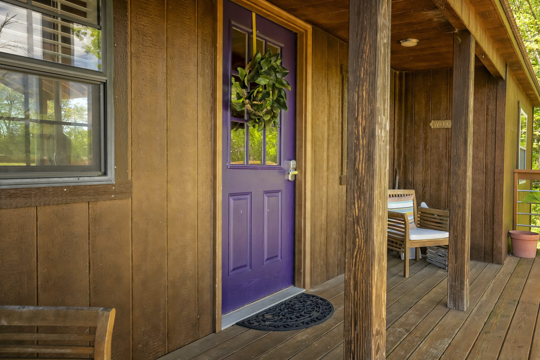 purple-door-cabin-marion-illinois