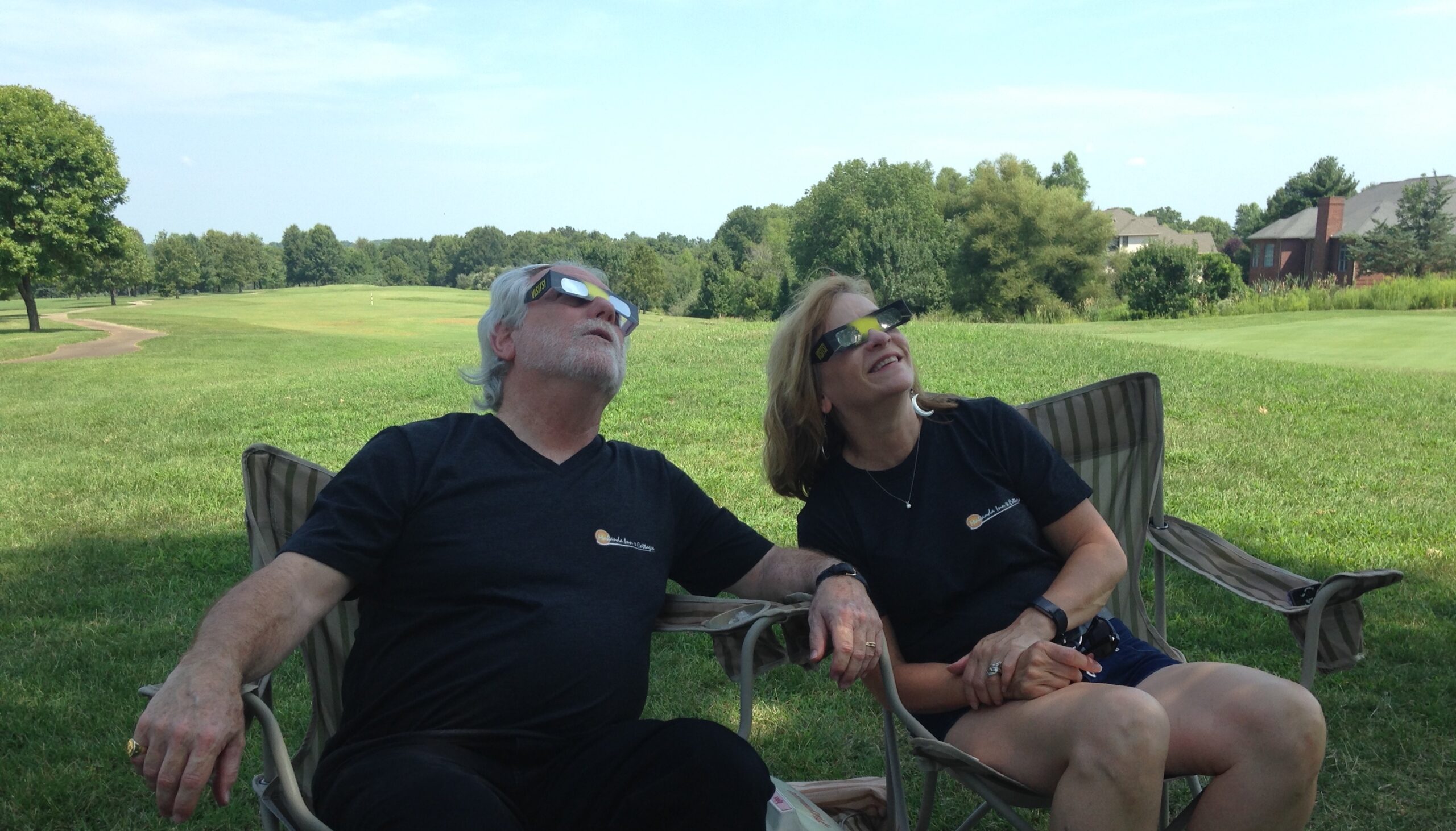 total-solar-eclipse-viewing-glasses-southern-illinois